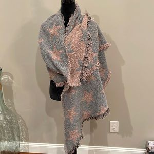 Super soft stars reversible blanket scarf